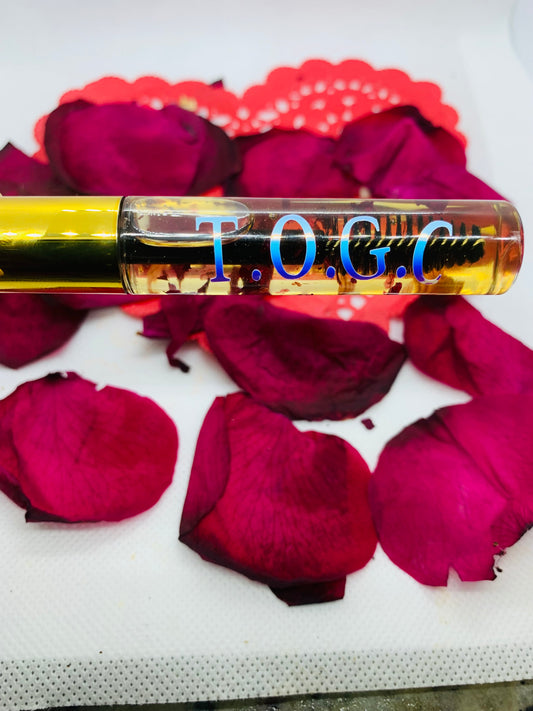 Eyelash and eyebrow hair growth oil with roses 🌹